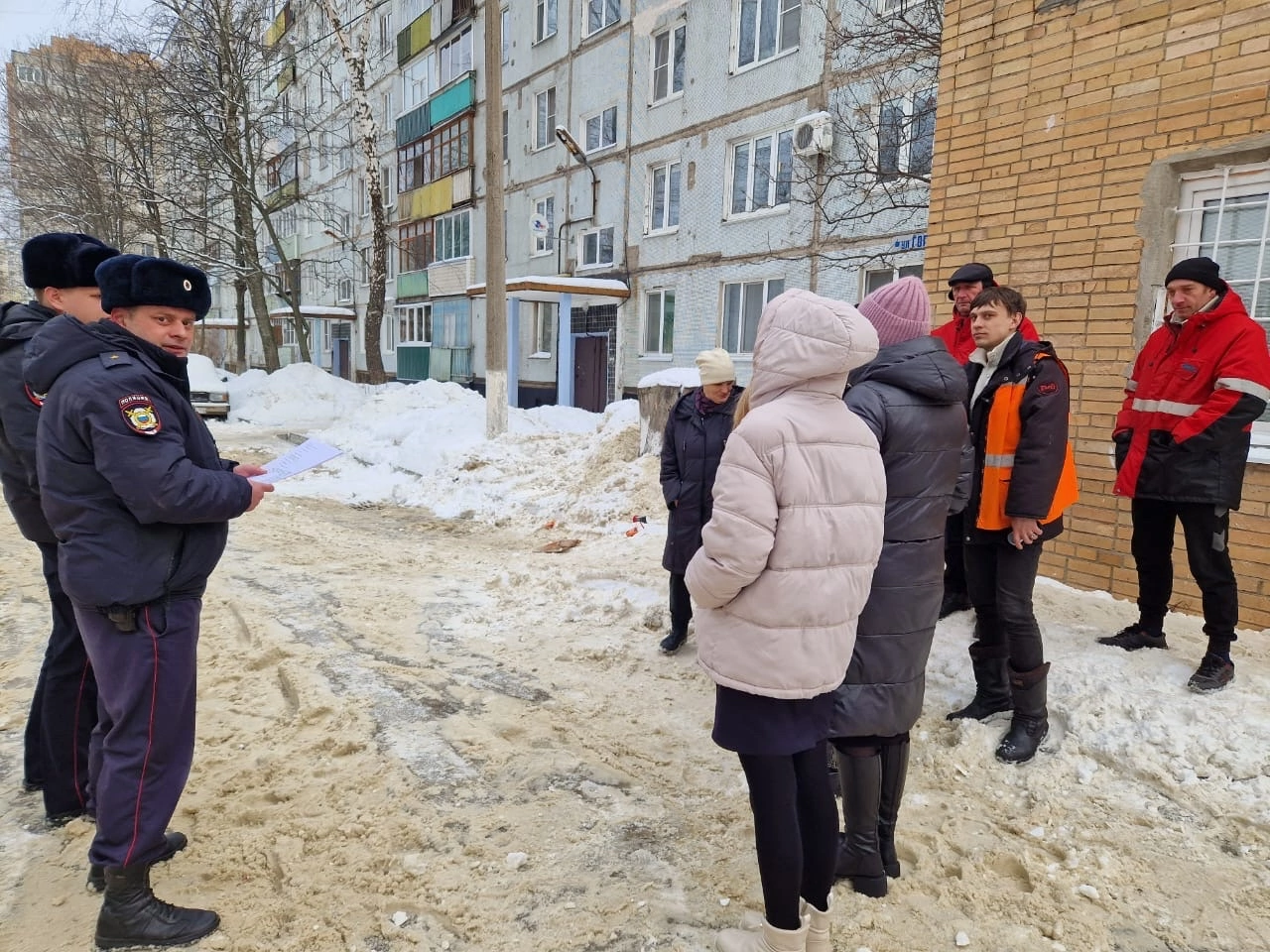 Участковые рассказали ступинцам о наиболее распространенных схемах обмана |  REGIONS.RU / Ступино