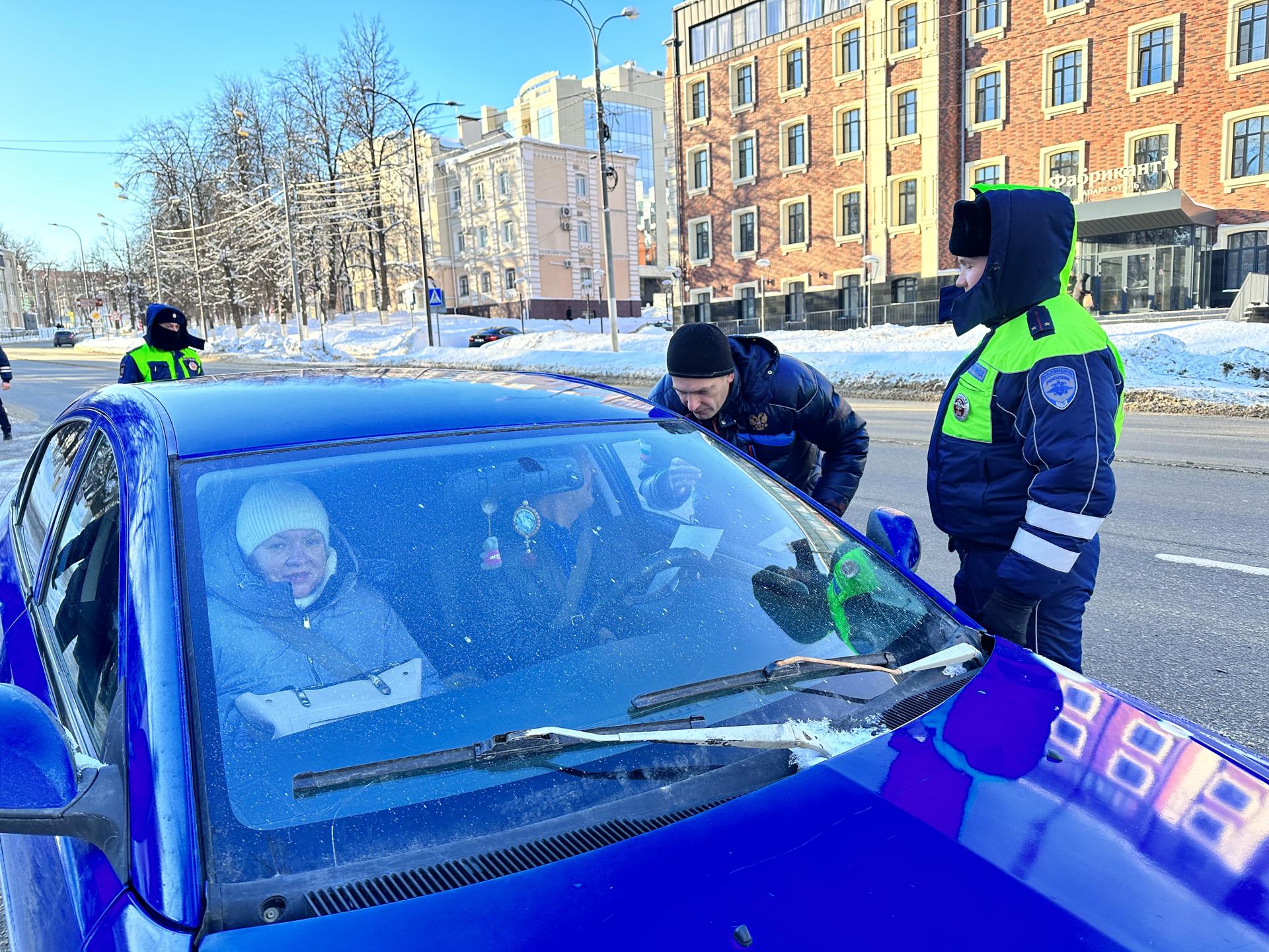 В Наро-Фоминске четырех водителей оштрафовали за нарушение правил перевозки  детей | REGIONS.RU / Наро-Фоминск