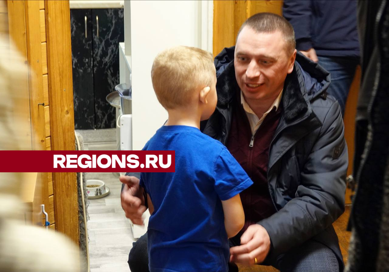 Родители бойца СВО из Сергиева Посада доставят на передовую квадрокоптер |  REGIONS.RU / Сергиев Посад