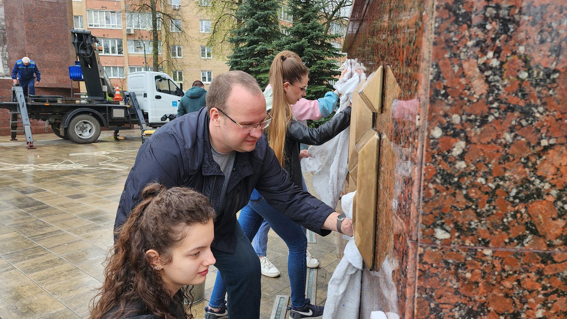 В округе привели в порядок Мемориал Воинской славы | REGIONS.RU / Егорьевск
