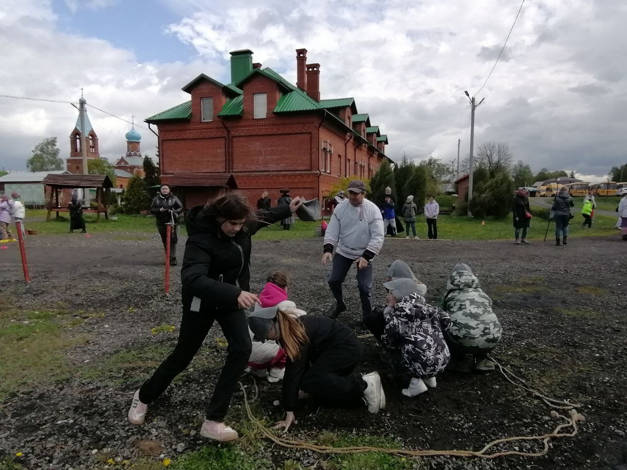 Зарайские школьники стали героями пасхального праздника в Рожново |  REGIONS.RU / Зарайск