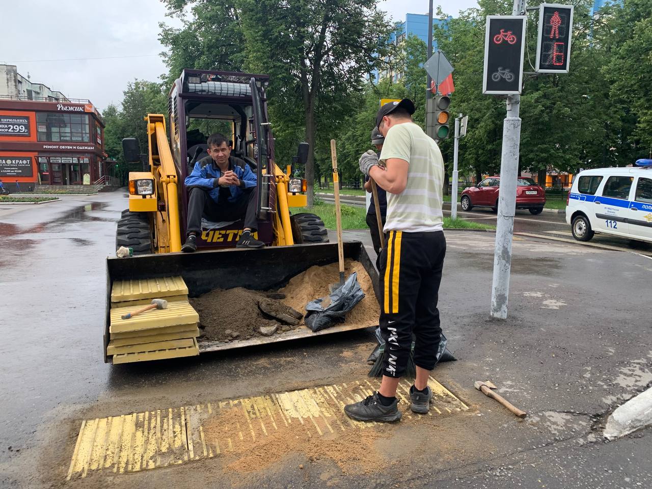 Бесхозные автомобили в Краснознаменске планируют отправить на спецстоянку |  REGIONS.RU / Краснознаменск