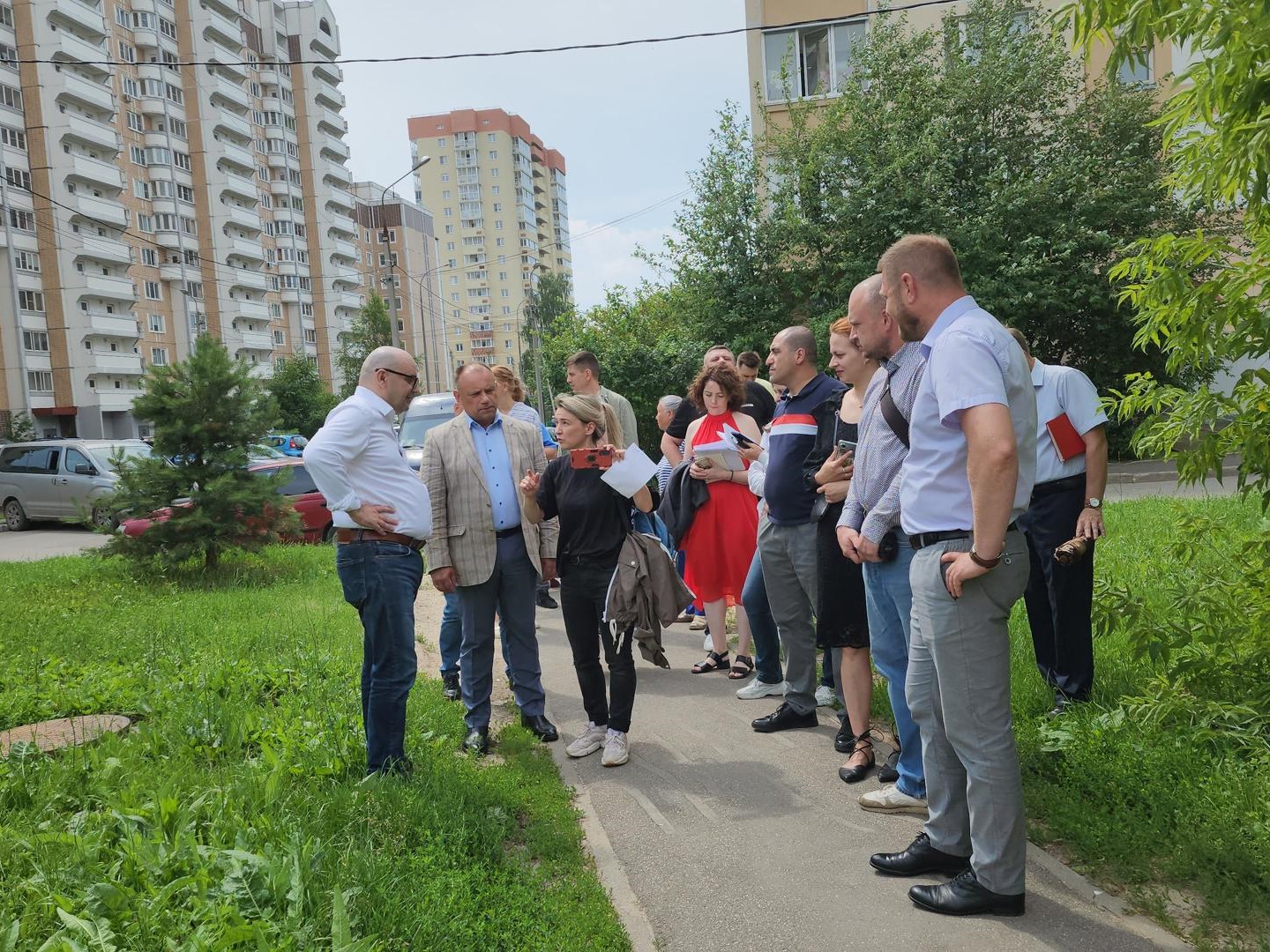 Близ школы имени Дагаева построят открытый стадион и новую детскую площадку  | REGIONS.RU / Лосино-Петровский