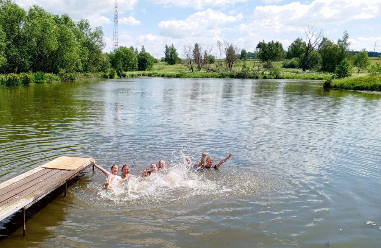 Фото: Воскресная школа Успенского храма в д. Рожново.