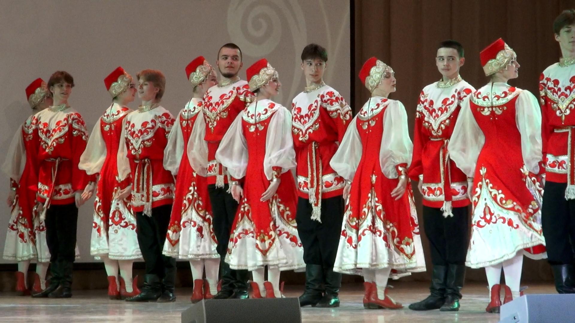 В память об основательнице хореографической школы в Наро-Фоминске прошел  фестиваль «Шелковый путь» | REGIONS.RU / Наро-Фоминск