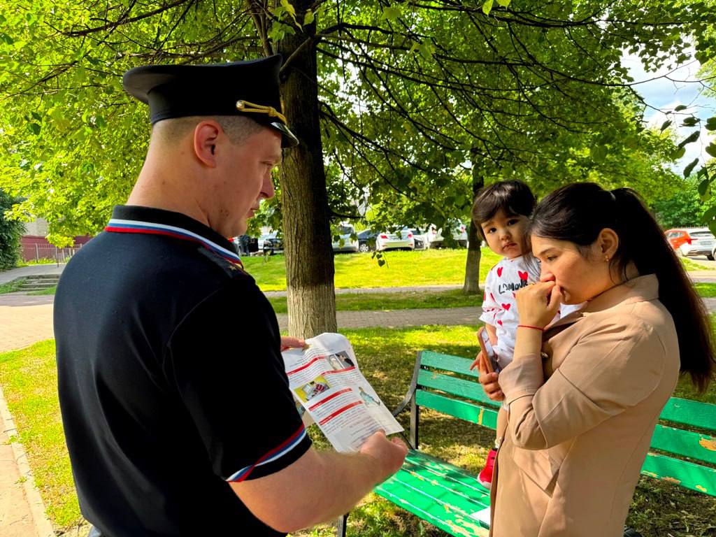 В Подольске полицейские рассказали жителям, как по неосторожности не  лишиться своих денег | REGIONS.RU / Подольск