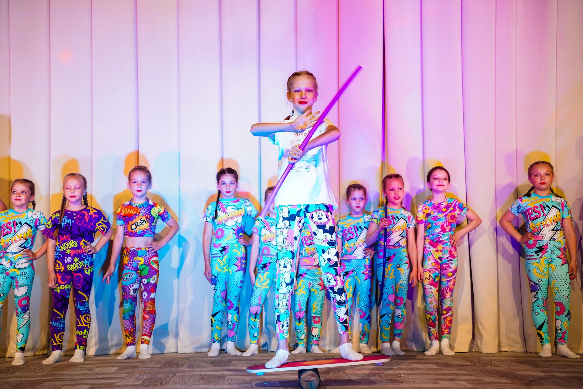 Цирковыми и театральными номерами блеснули коллективы шатурского Дома ...