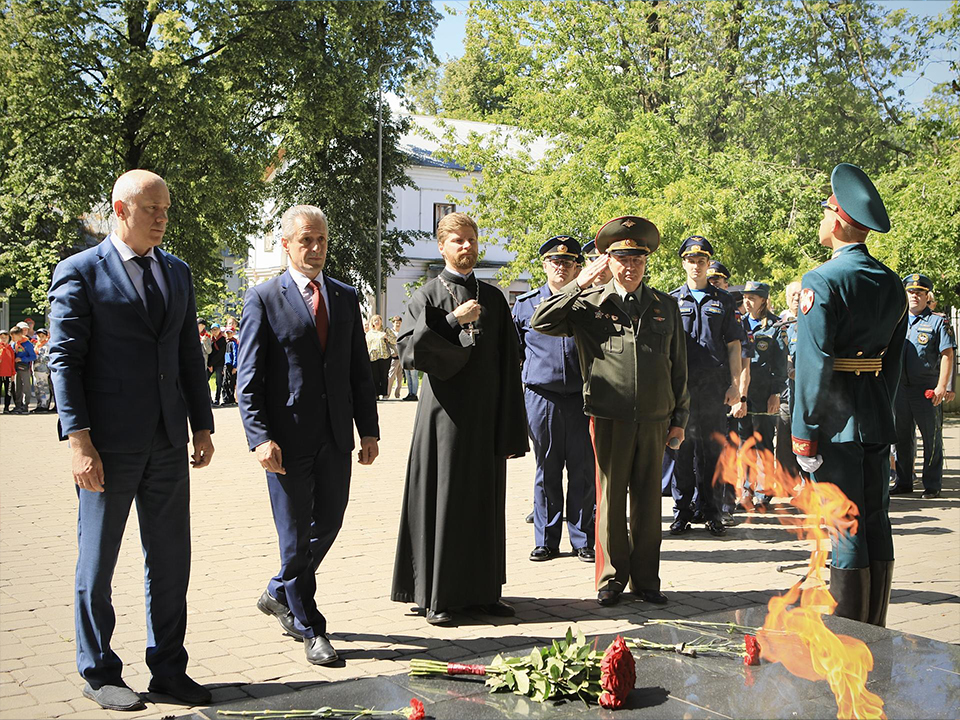  у мемориала КТРВ почтили память павших в борьбе с фашизмом