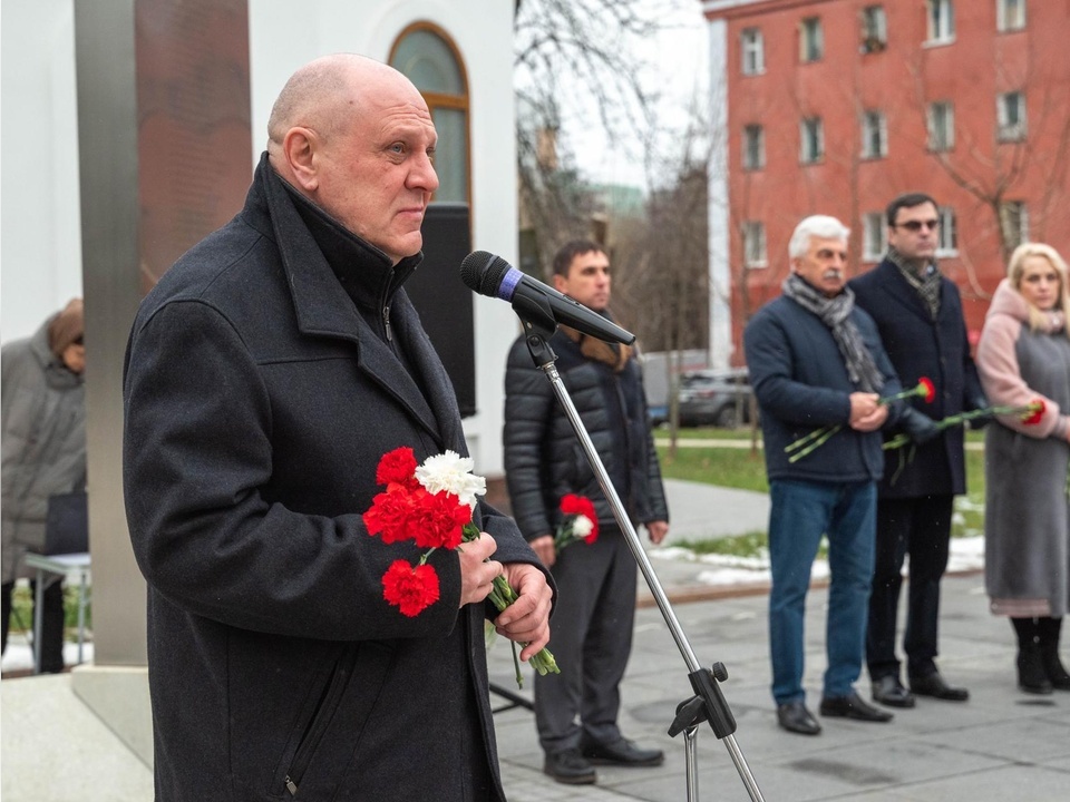 Герой России Андрей Мерцалов на митинге в День неизвестного солдата. Фото: Наталья Николаева