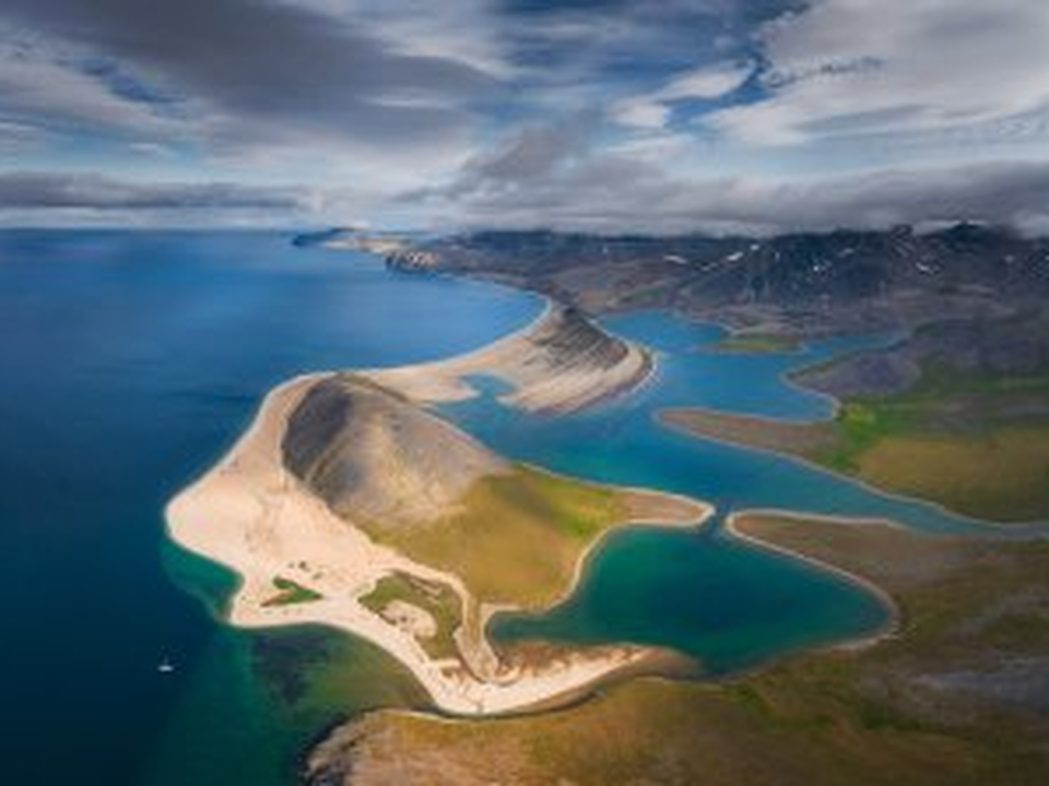 Фото: Антон Агарков. Вид с горы Инахпык 