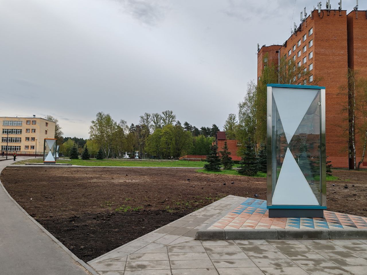 Инсталляции на Школьном бульваре. Фото: пресс-служба главы г.о. Черноголовка 
