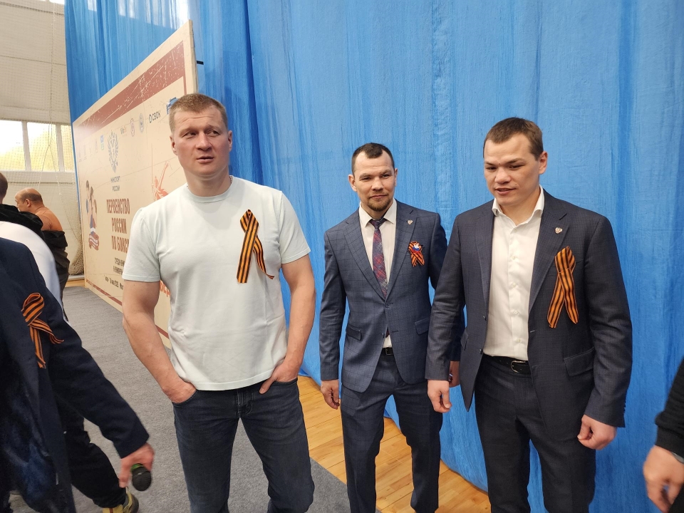 Александр Поветкин, братья Федор и Дмитрий Чудиновы. Фото: Дмитрий Алексеенко