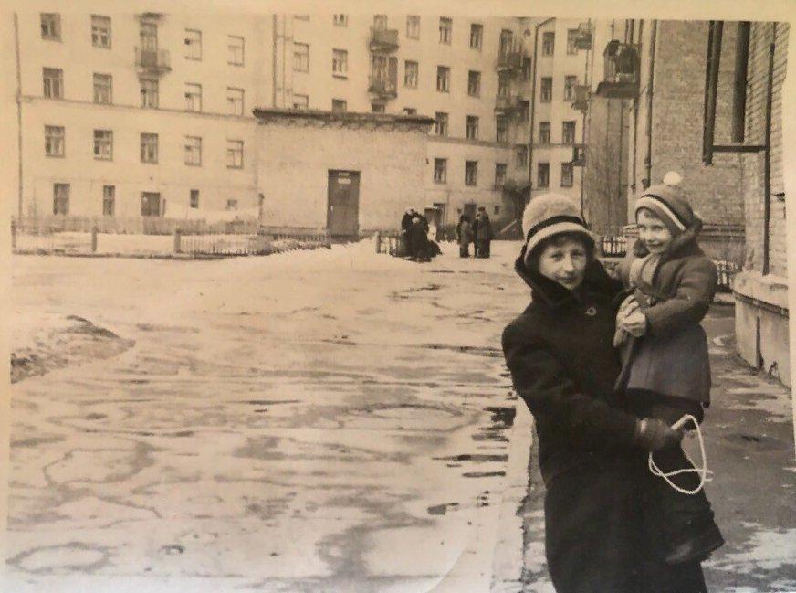Улица Советская, дома 17, 19, начало 60-х годов. Фото: Ольга Стаферова   