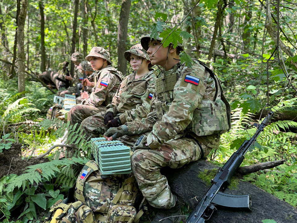 Фото: военно-патриотическое объединение «Штурмовик»