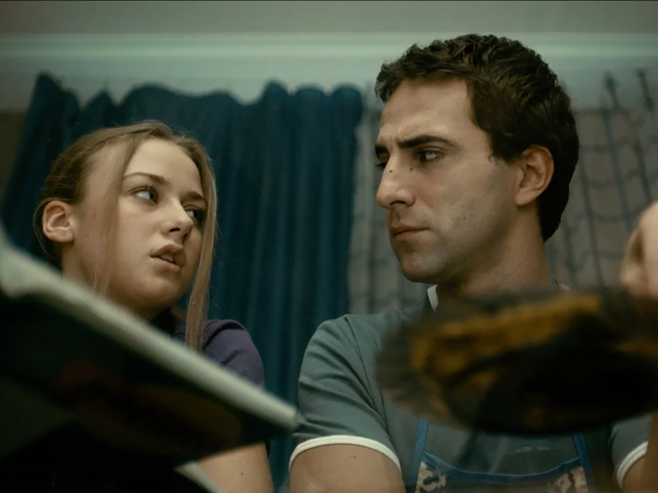 Кадр из фильма «Неадекватные люди». Режиссер Р. Каримов. 2010 год