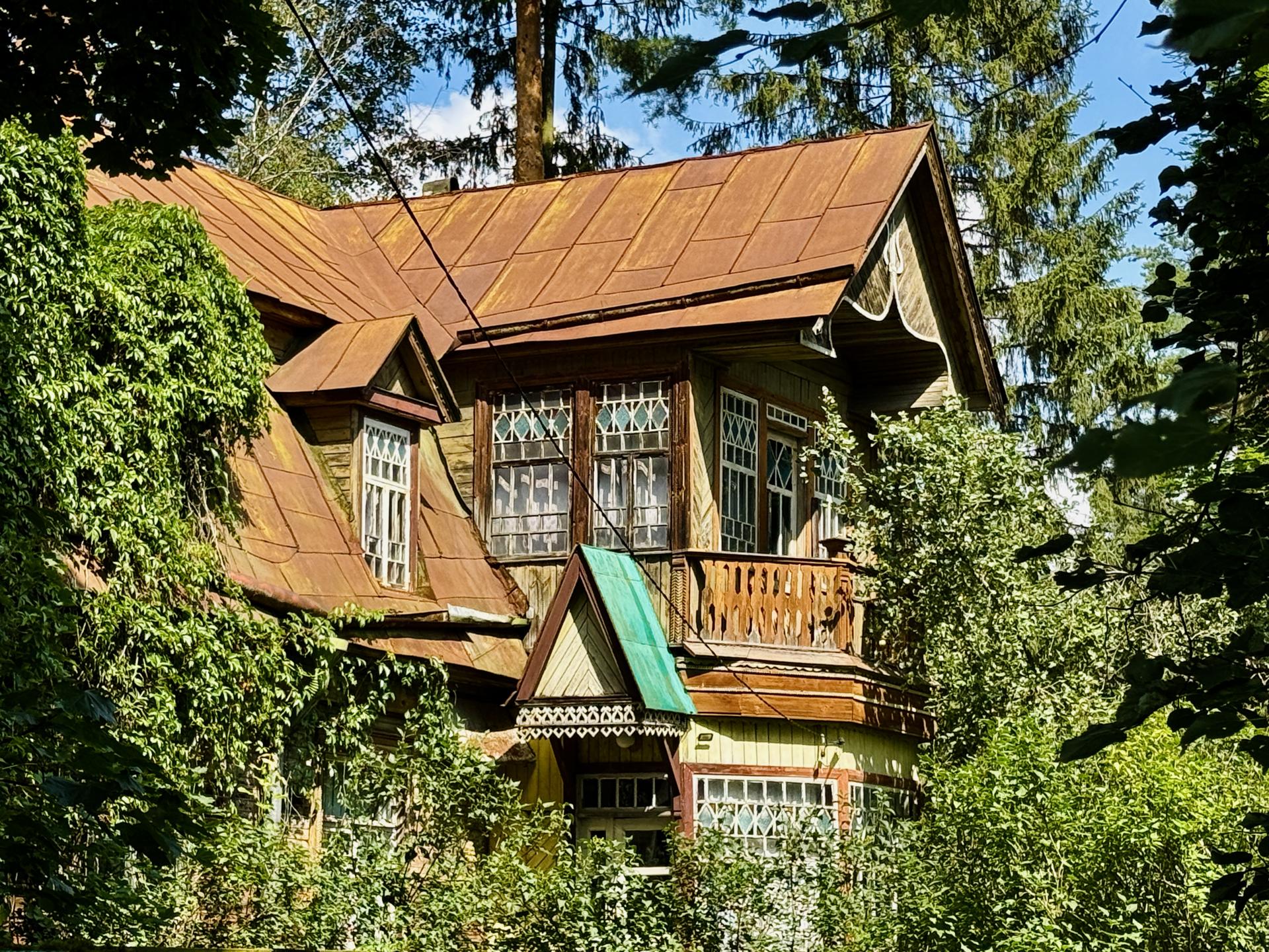 Дом с лирами. Фото: Ольга Стаферова