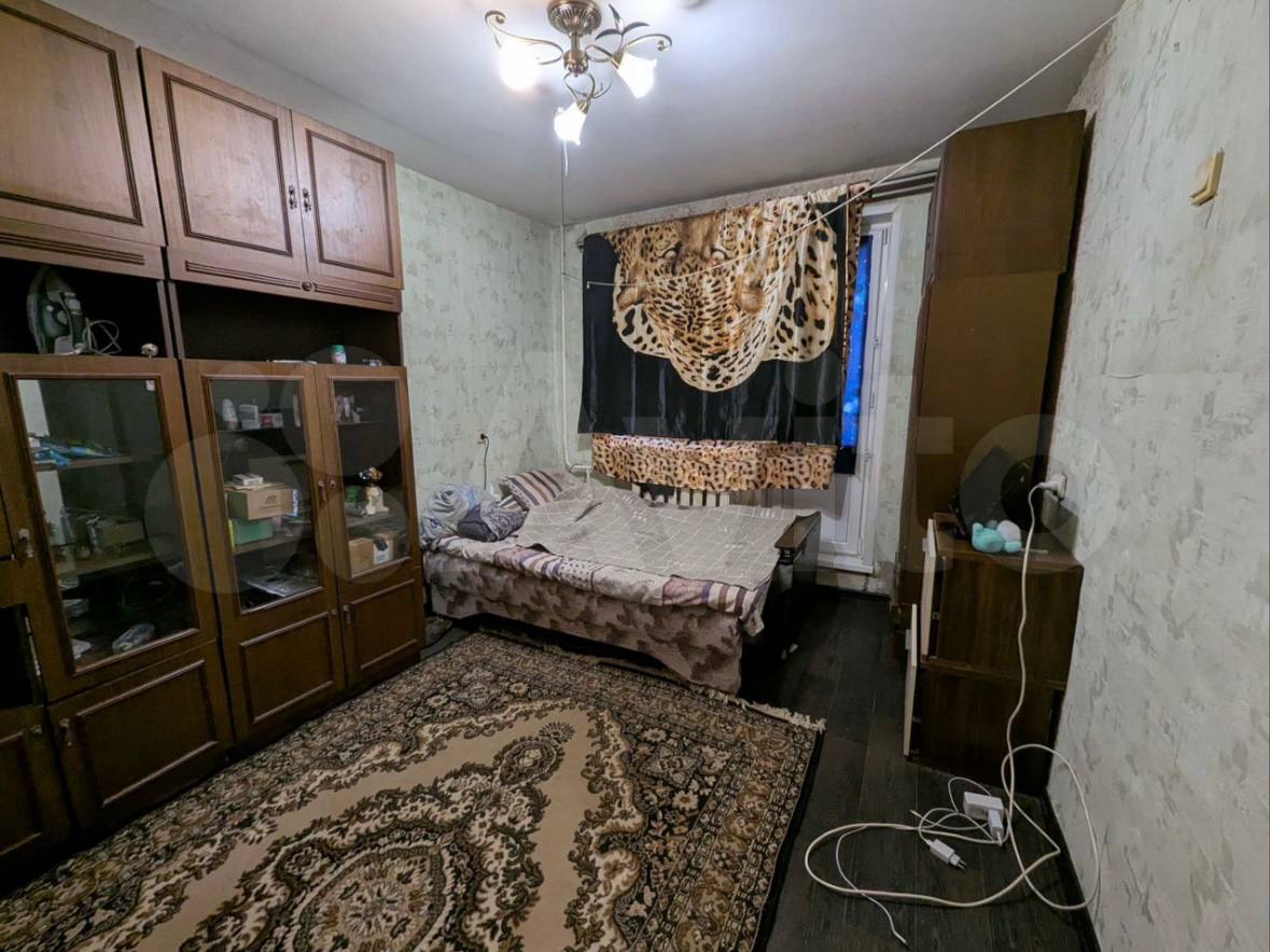 Фото: городская доска объявлений 