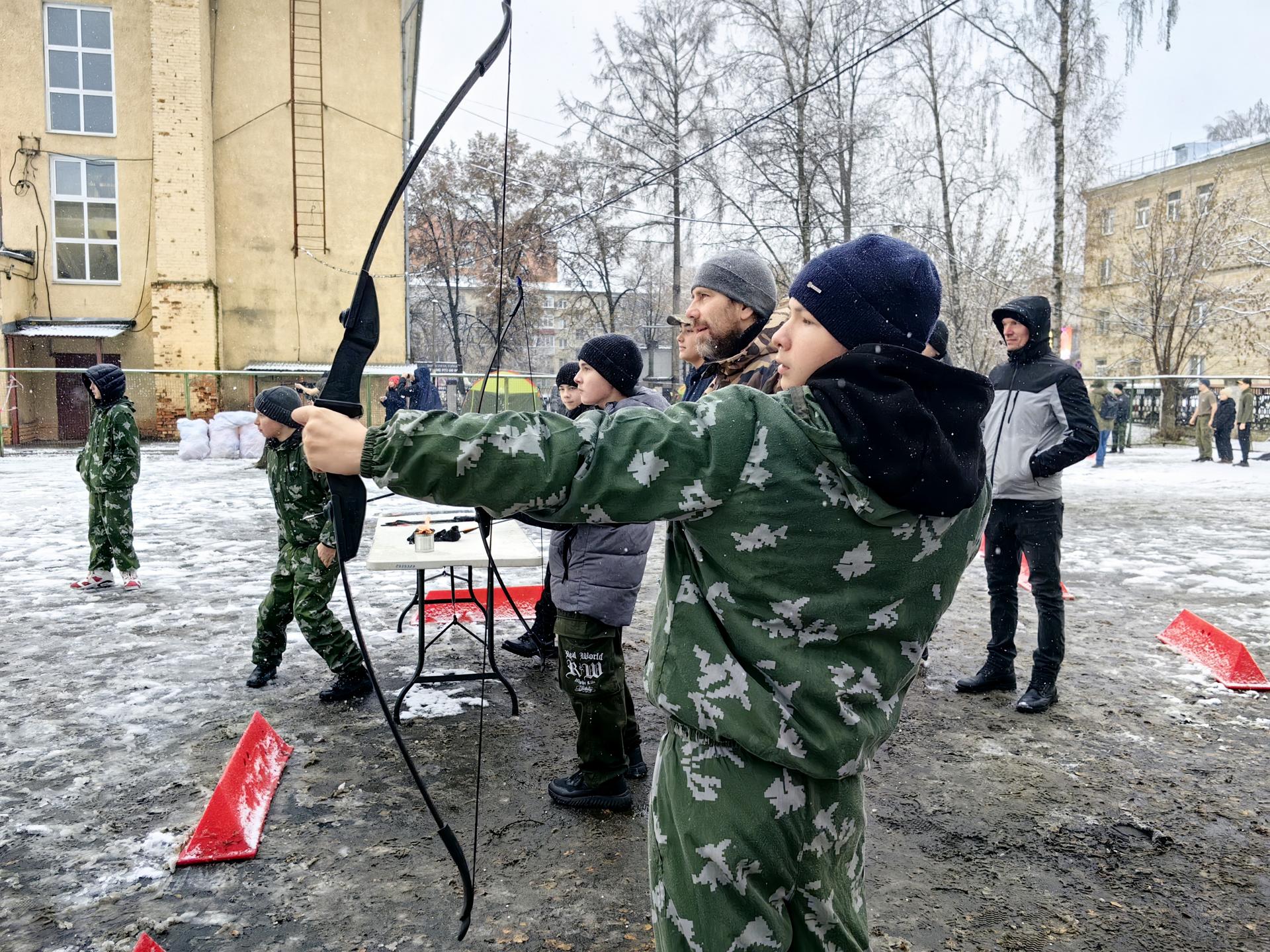Стрельба из лука на открытых соревнованиях в Щелкове. Фото: МедиаБанк Подмосковья/Елена Катасонова