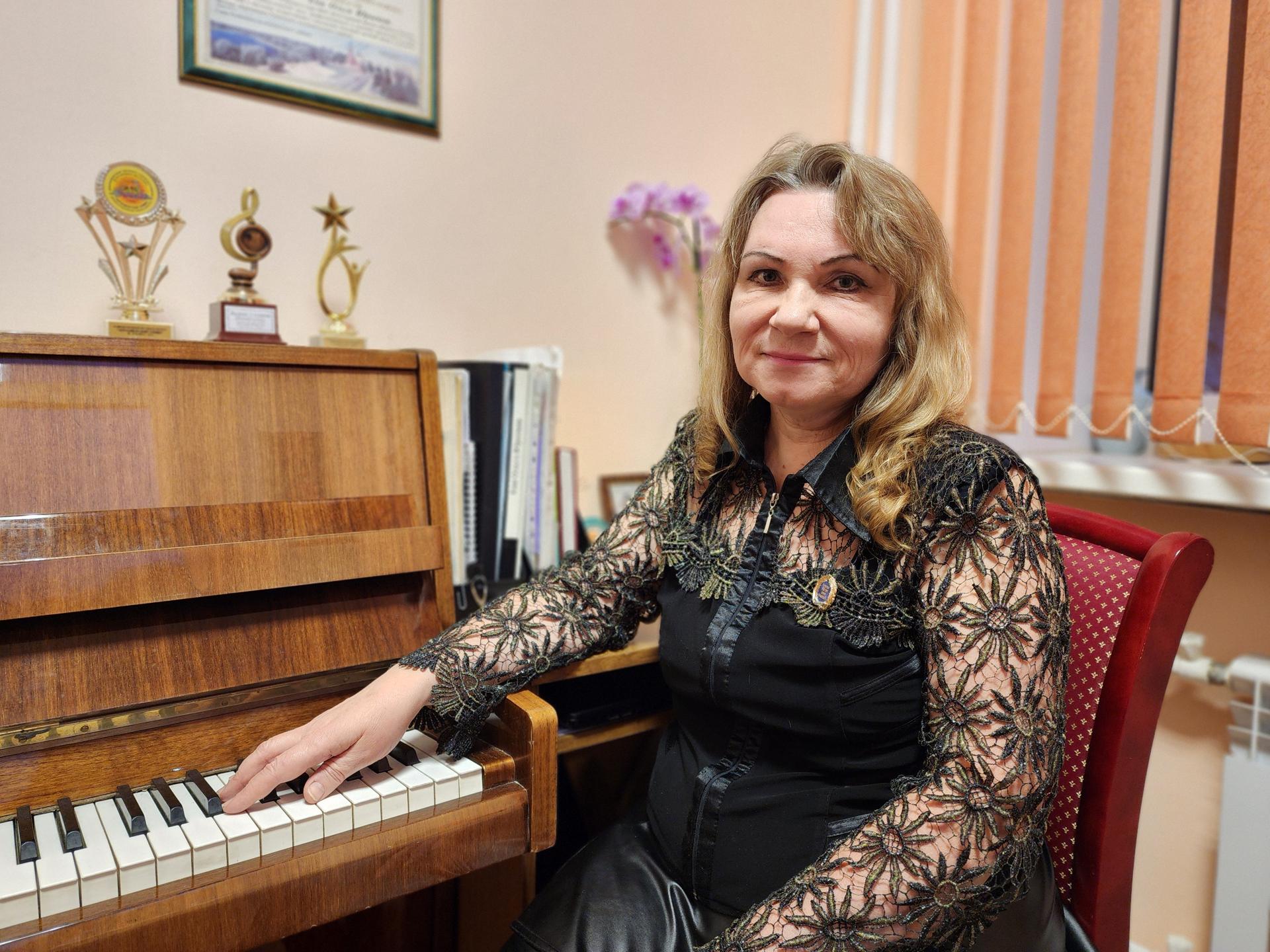 Ольга Ени, педагог Центра хорового искусства «Юность России» в Раменском. Фото: МедиаБанк Подмосковья/Ирина Моисеева