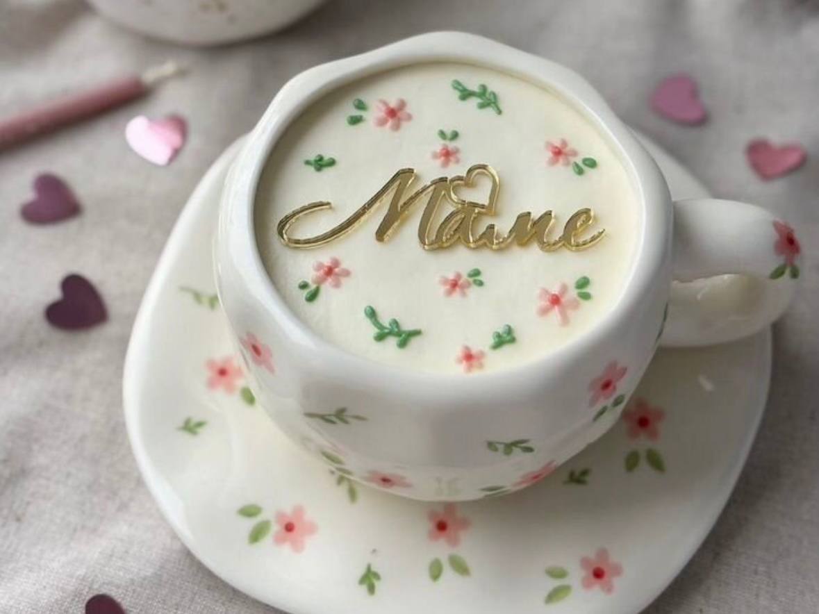 Фото: городская доска объявлений 