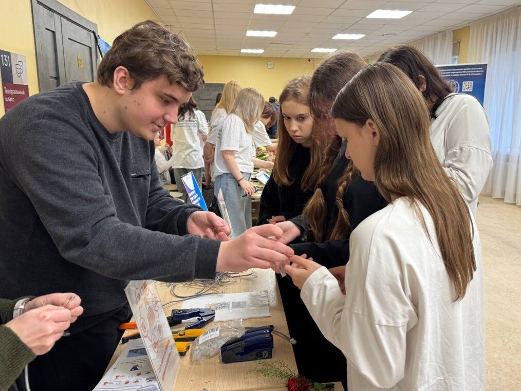 Фото: vk.com/ Бронницкий автомобильно-дорожный колледж