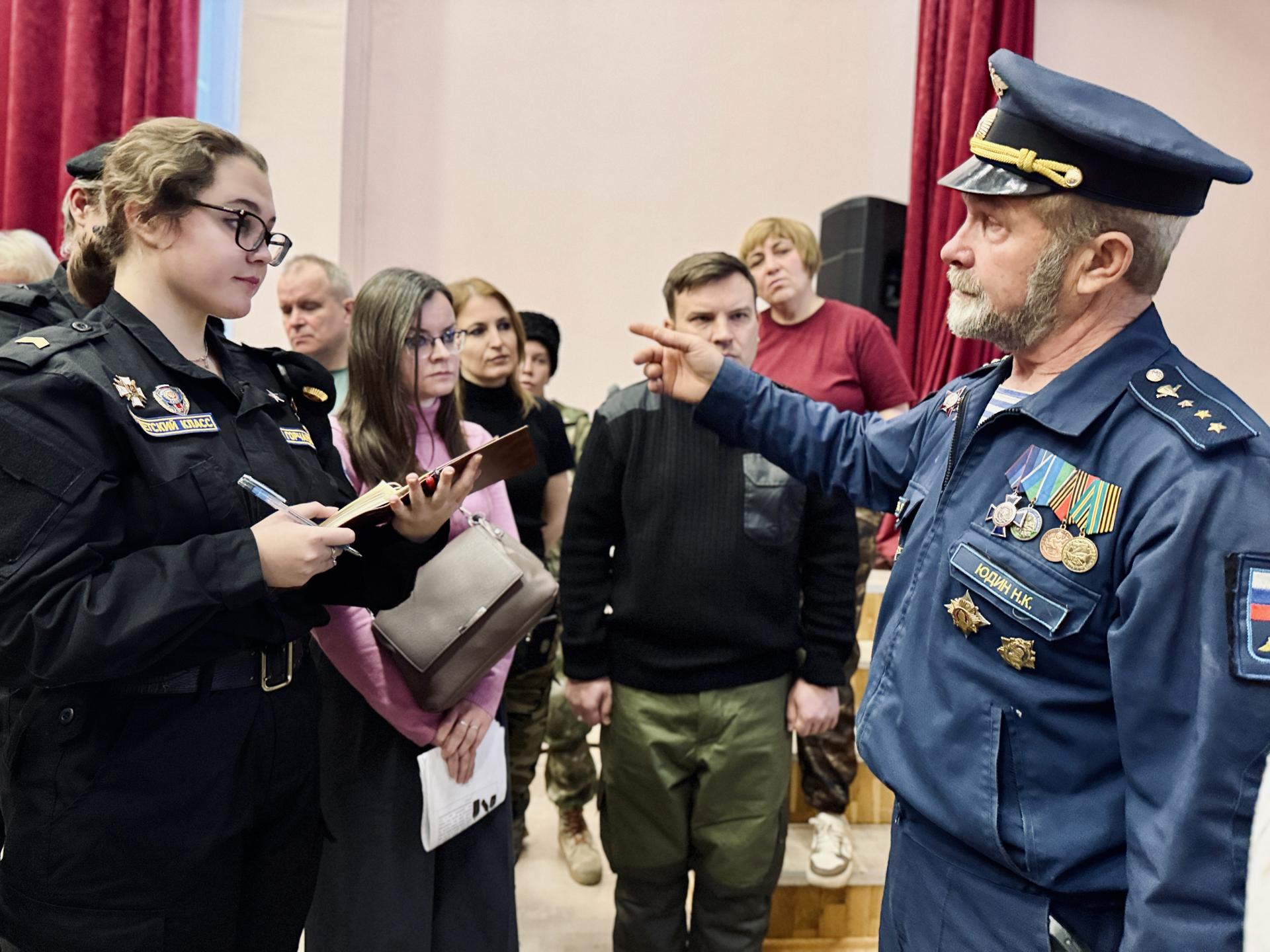 Гвардии старший прапорщик Николай Юдин, руководитель объединения Суворовских и Ушаковских сборов. Фото: МедиаБанк Подмосковья/Ольга Стаферова