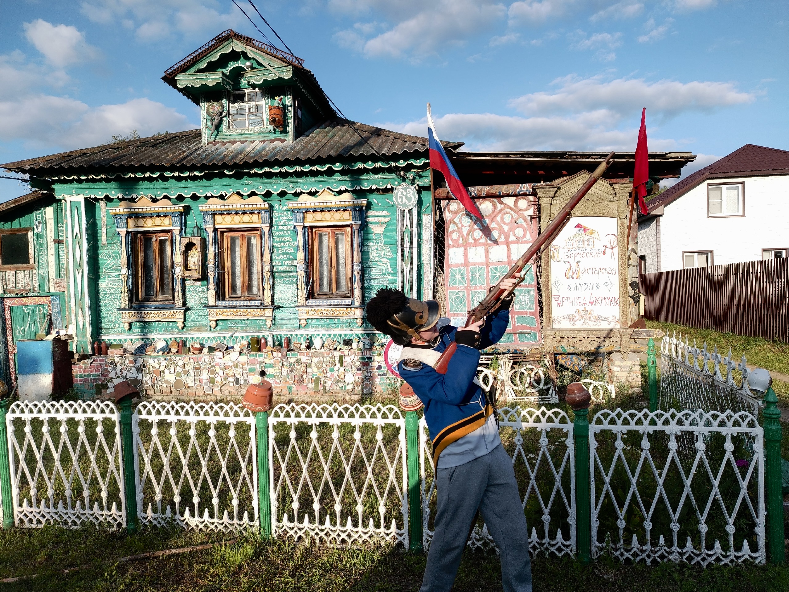 Одна из достопримечательностей Павловского Посада снаружи. Фото: «Арт-Изба Аверкиево»