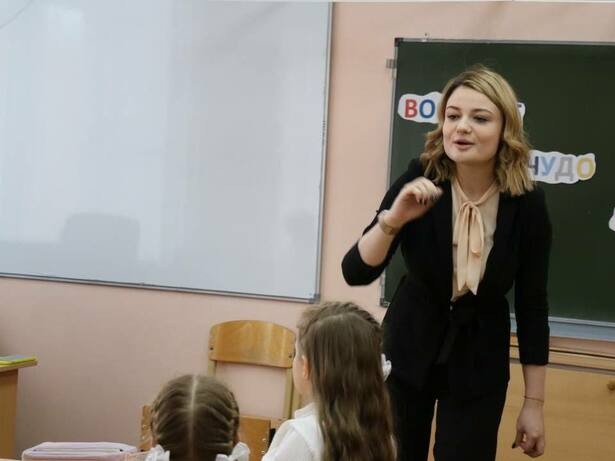 Лучшие классные руководители Чехова показали воспитательное событие