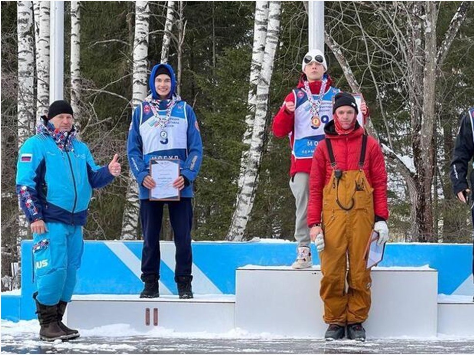 Спортсмен из Подмосковья завоевал две медали на этапе Кубка России по фристайлу