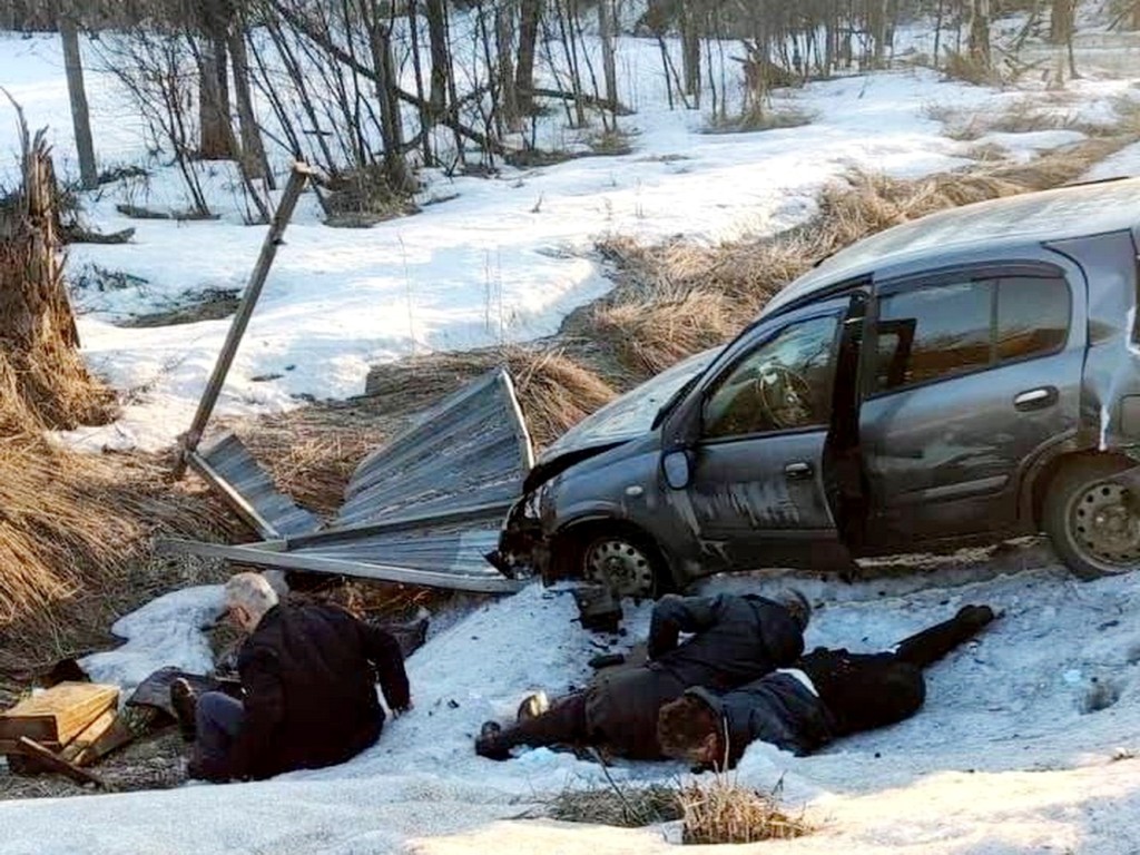 Взбесившийся автомобиль сбил трех человек на остановке под Ногинском |  REGIONS.RU / Ногинск