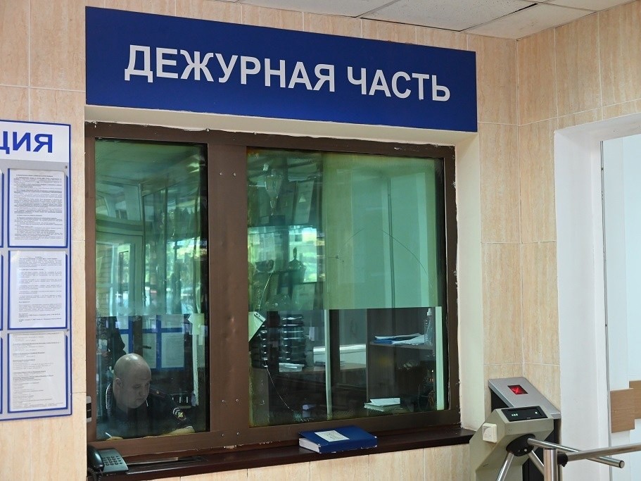 Автомобилисты устроили разборки с оружием в одном из поселков Ленинского округа
