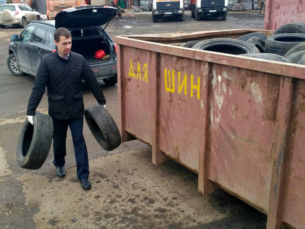 Куда деть старые покрышки от автомобиля? Сдать в пункте приема в  Звенигороде | REGIONS.RU / Звенигород