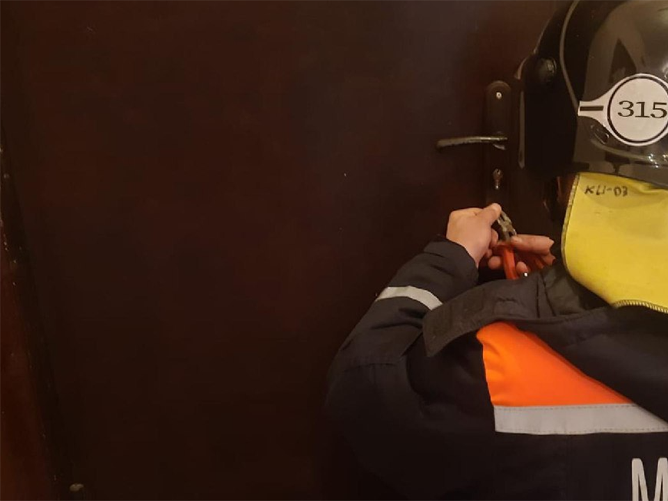 Спасатели могут помочь жителям Бронниц в случайно заблокированное жилище