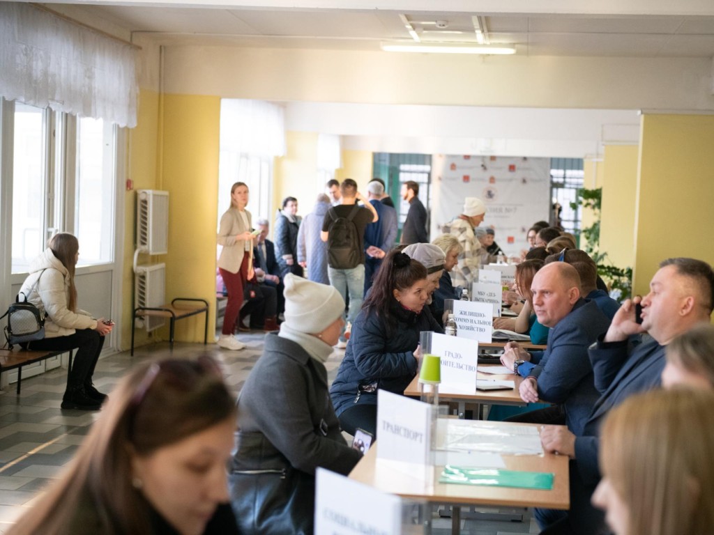 На улице Набережной проведут дезинфекцию от крыс у контейнерных баков.