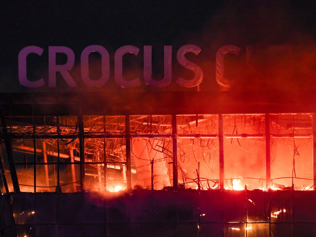 Путин выразил искренние соболезнования всем, кто потерял родных и близких в «Крокусе»