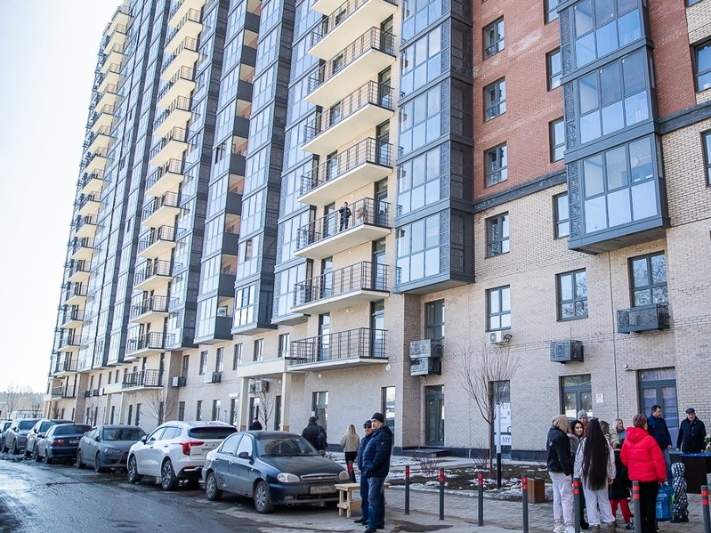 В Одинцовском округе 8 семьей переселили из ветхого жилья в новостройку