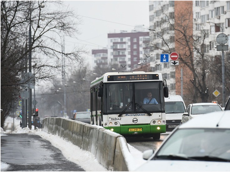 Загруженность дорог Московской области в четверг утром составляет 4 балла