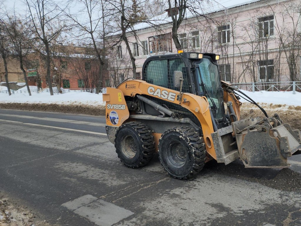 Дорожные службы за сутки ликвидировали 75 ям в Рошале | REGIONS.RU / Шатура