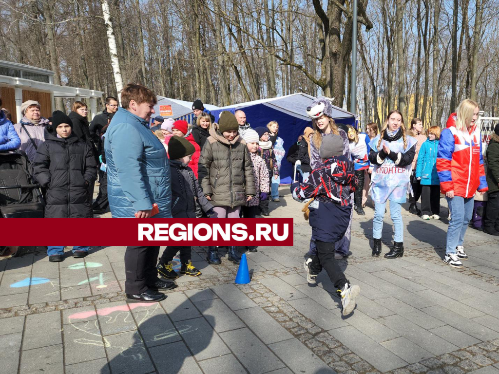 С песнями, танцами и блинами воскресенцы проводили зиму