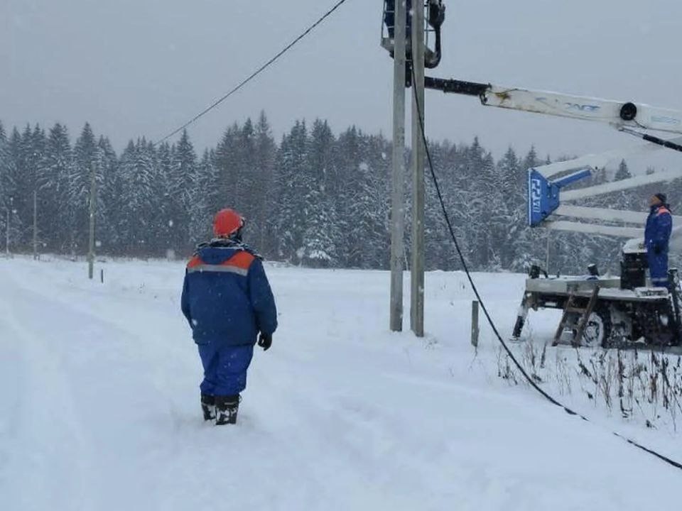 «Мособлэнерго» обеспечило электроснабжение на улице Сосновой в Волоколамске