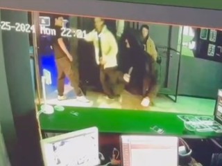 Мужчина с ножом напал на троих посетителей компьютерного клуба в соседнем Фрязине