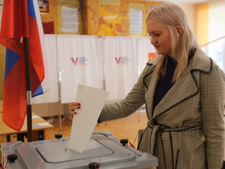 Выпускница Семейного центра «Красногорский» впервые проголосовала на выборах Президента Российской Федерации