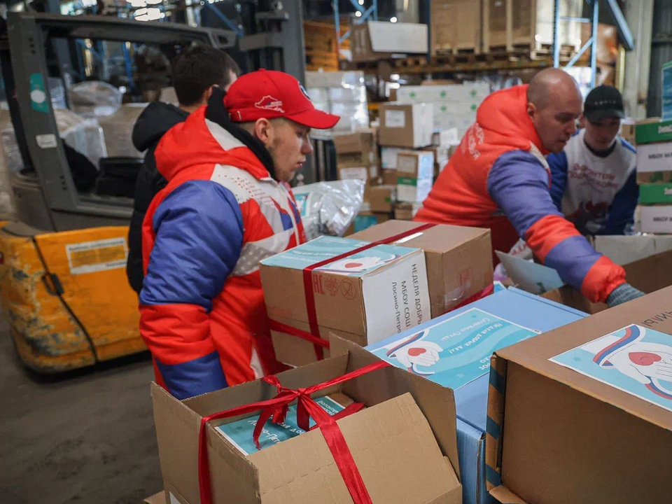 Коптеры, автомобили и маффины с мороженым: как подмосковные волонтеры поддерживают наших бойцов