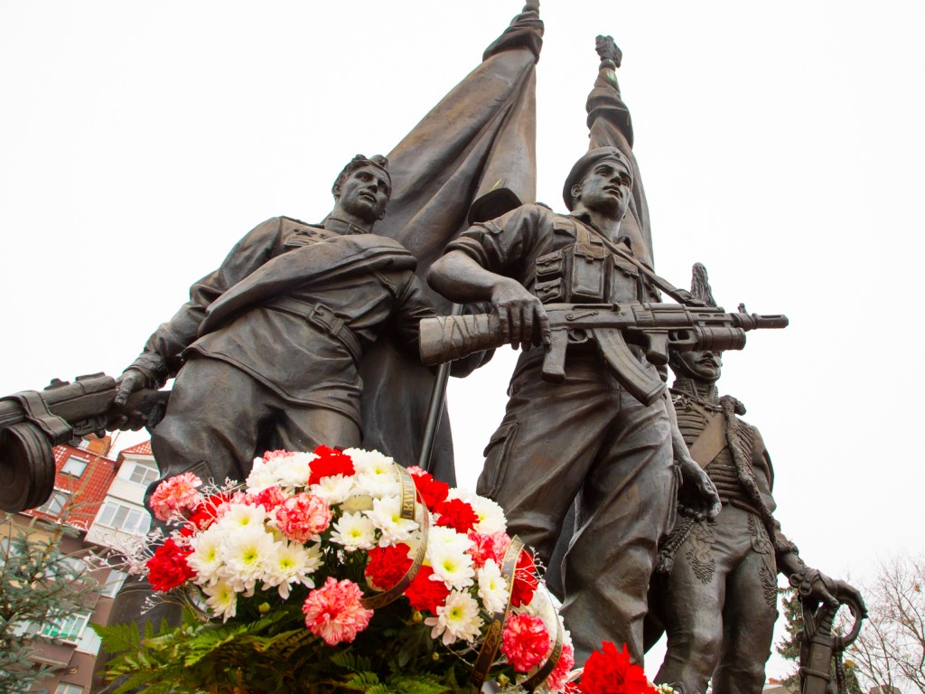 Мемориалы воинской славы приведут в порядок ко Дню Победы