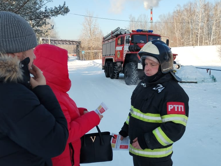 Пожарные напомнили жителям округа оправилах безопасности при эксплуатации печей