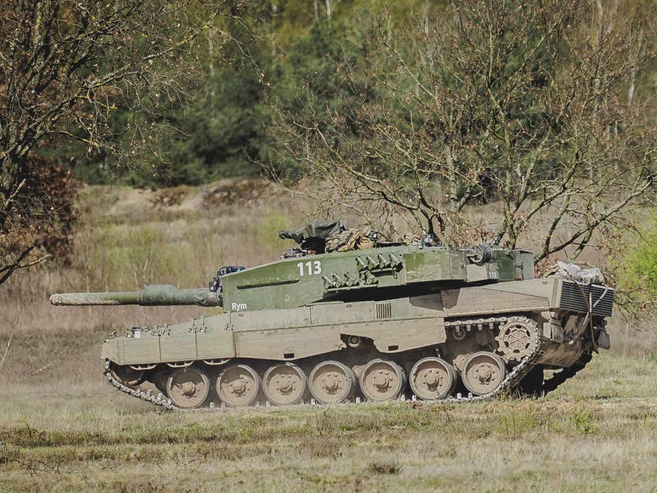 В Москве на Поклонной горе выставили трофейный танк Leopard и БМП Marder