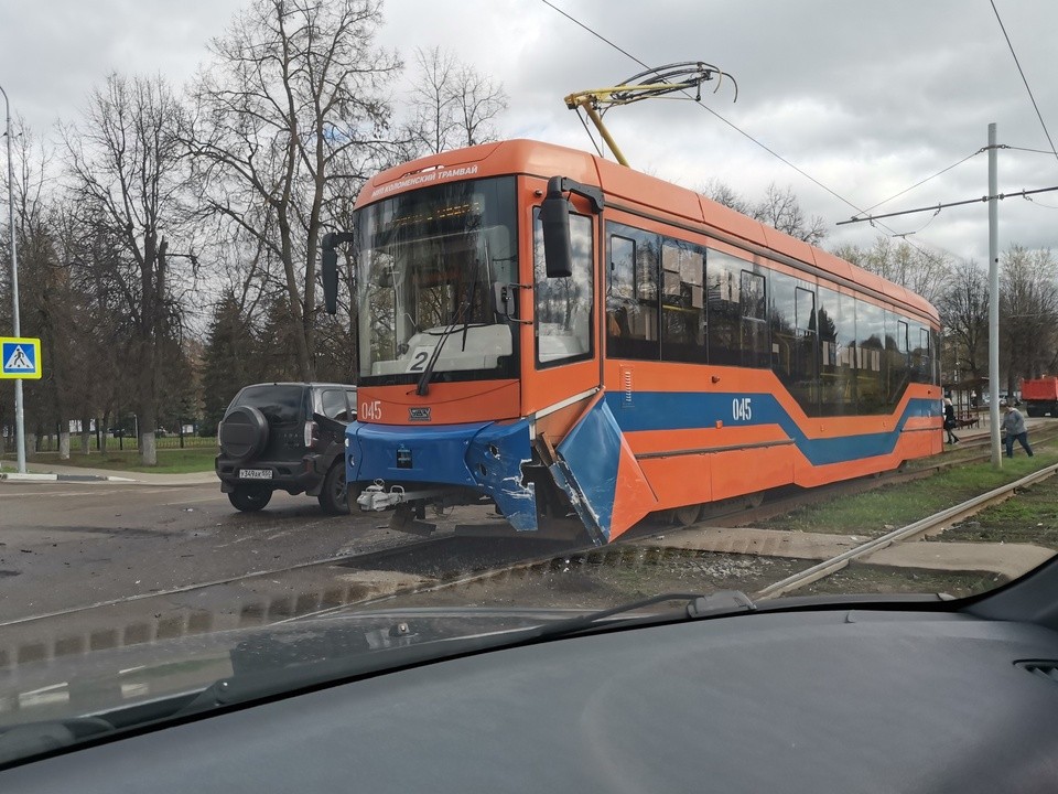 Временный сбой в графике движения трамваев в Коломне произошел из-за аварии
