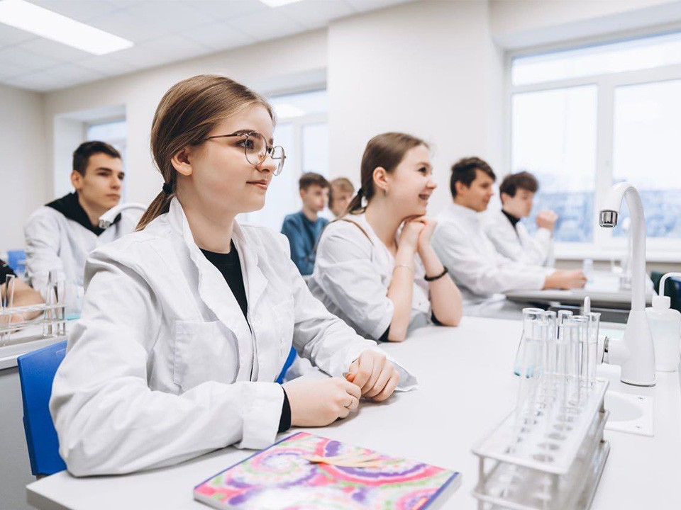 Выпускники школ наукограда могут посетить день открытых дверей Щелковского колледжа