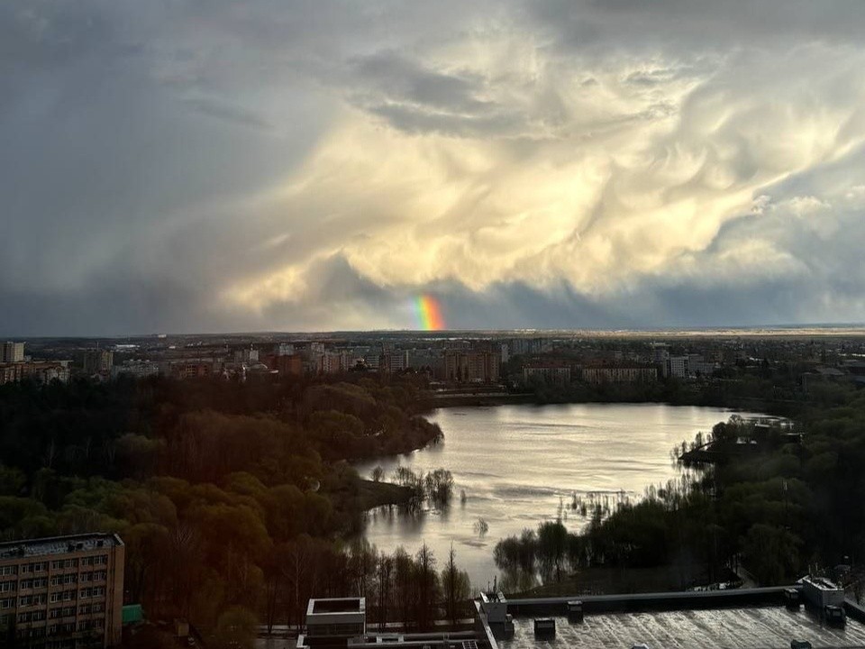 Град и радуга: погода удивляет жителей Раменского