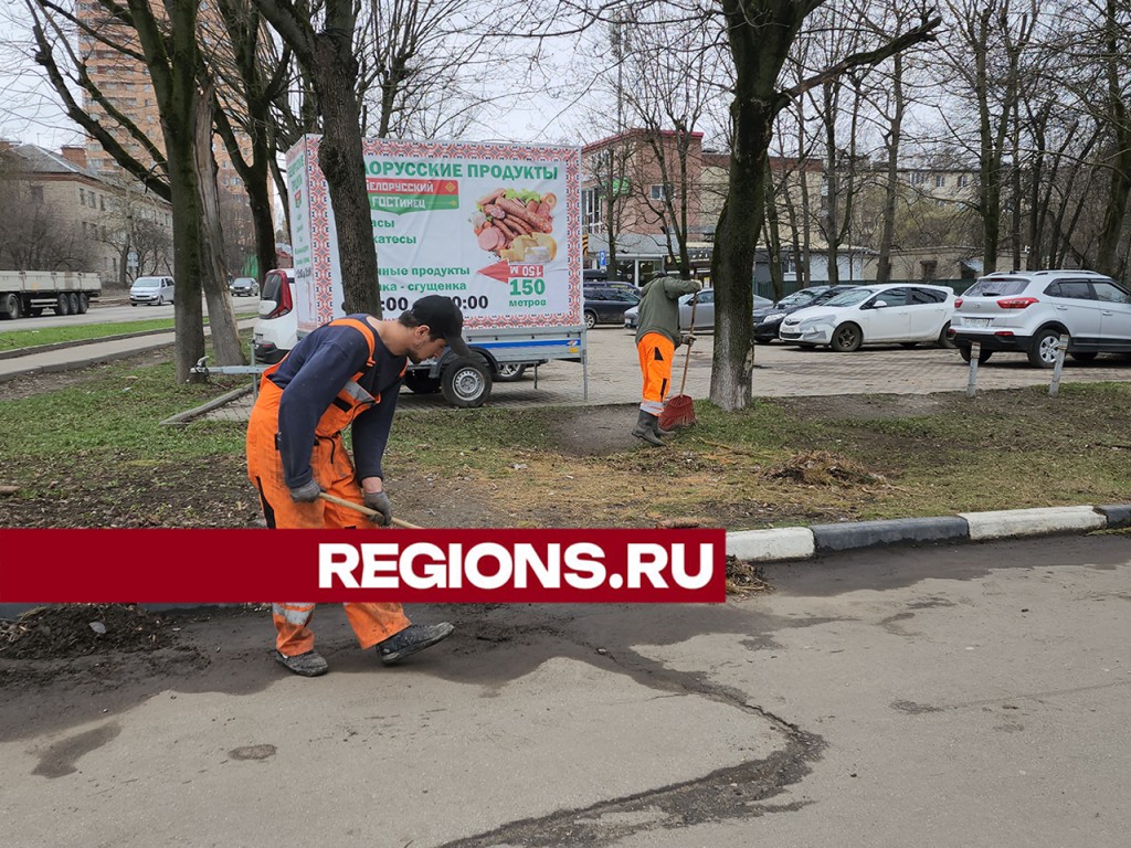 Дороги и автобусные остановки в Ивантеевке приводят в порядок после зимы |  REGIONS.RU / Пушкино